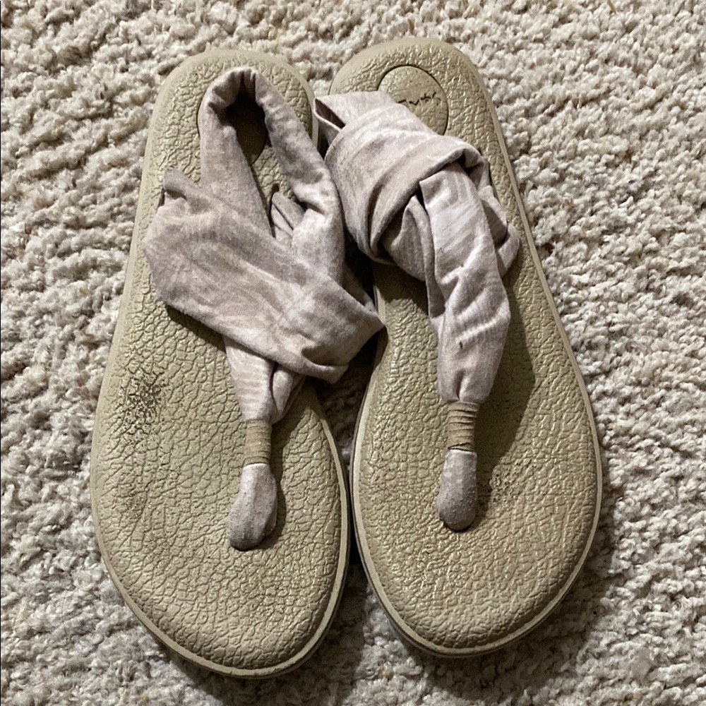 Sanuk Beige Sandals with Knotted Straps